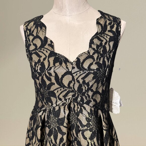 Altar'd State Black Gold Lace Fit and Flare Dress Romantic Scalloped Neck Size S - Picture 2 of 11